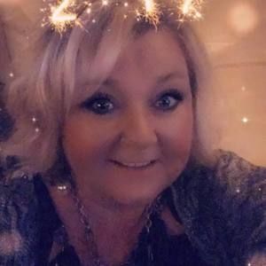 Meet your Posher, Carrie